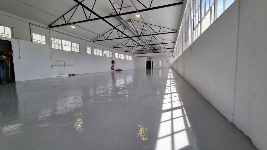 1 Bedroom Property for Sale in Woodstock Western Cape